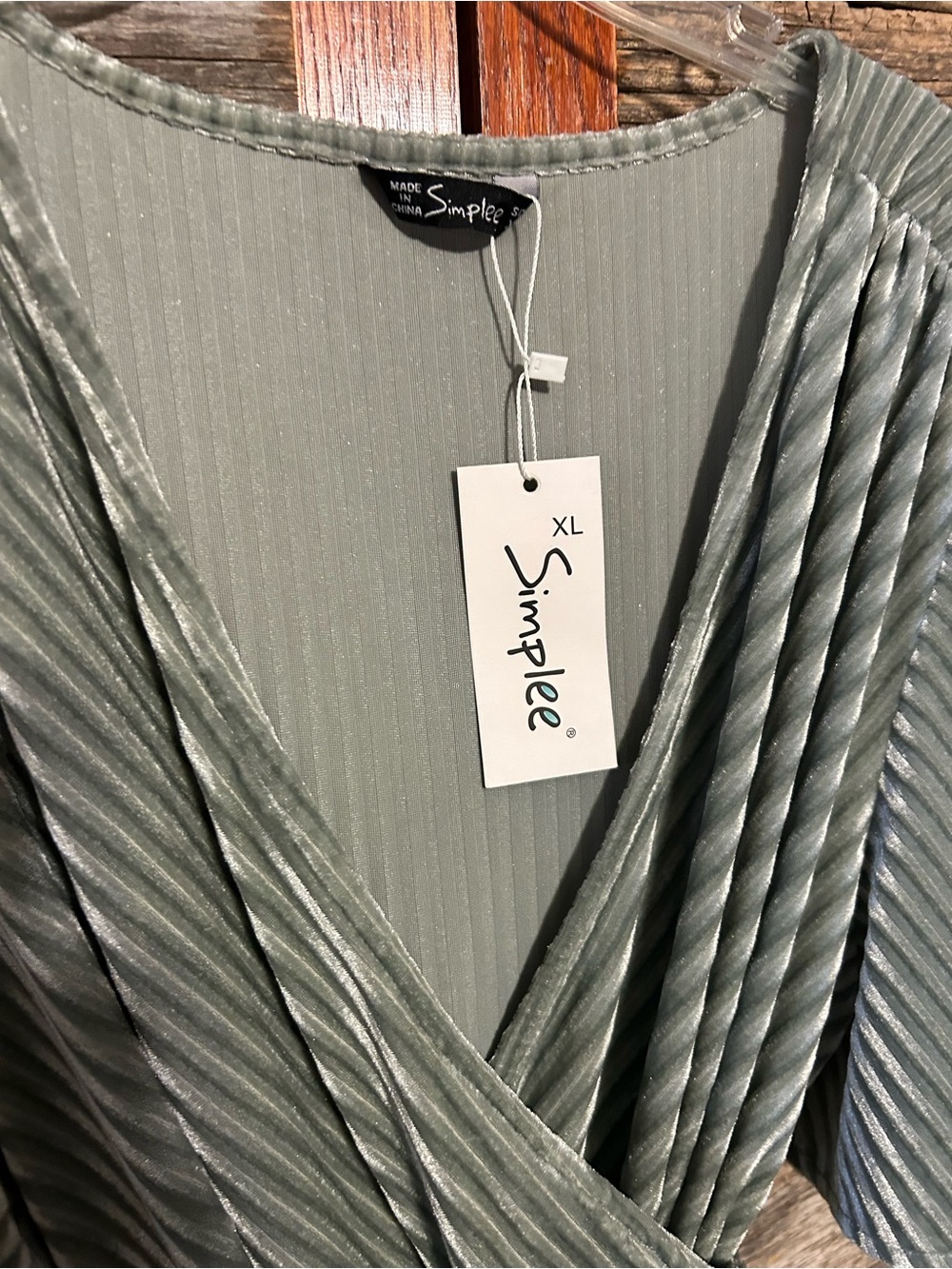 NWT Simplee Plus Flutter Sleeve Tie Side Wrap Velvet Dress Sage Green Size XL - Picture 3 of 13